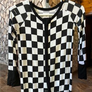 Little sleepies zippy- checkered